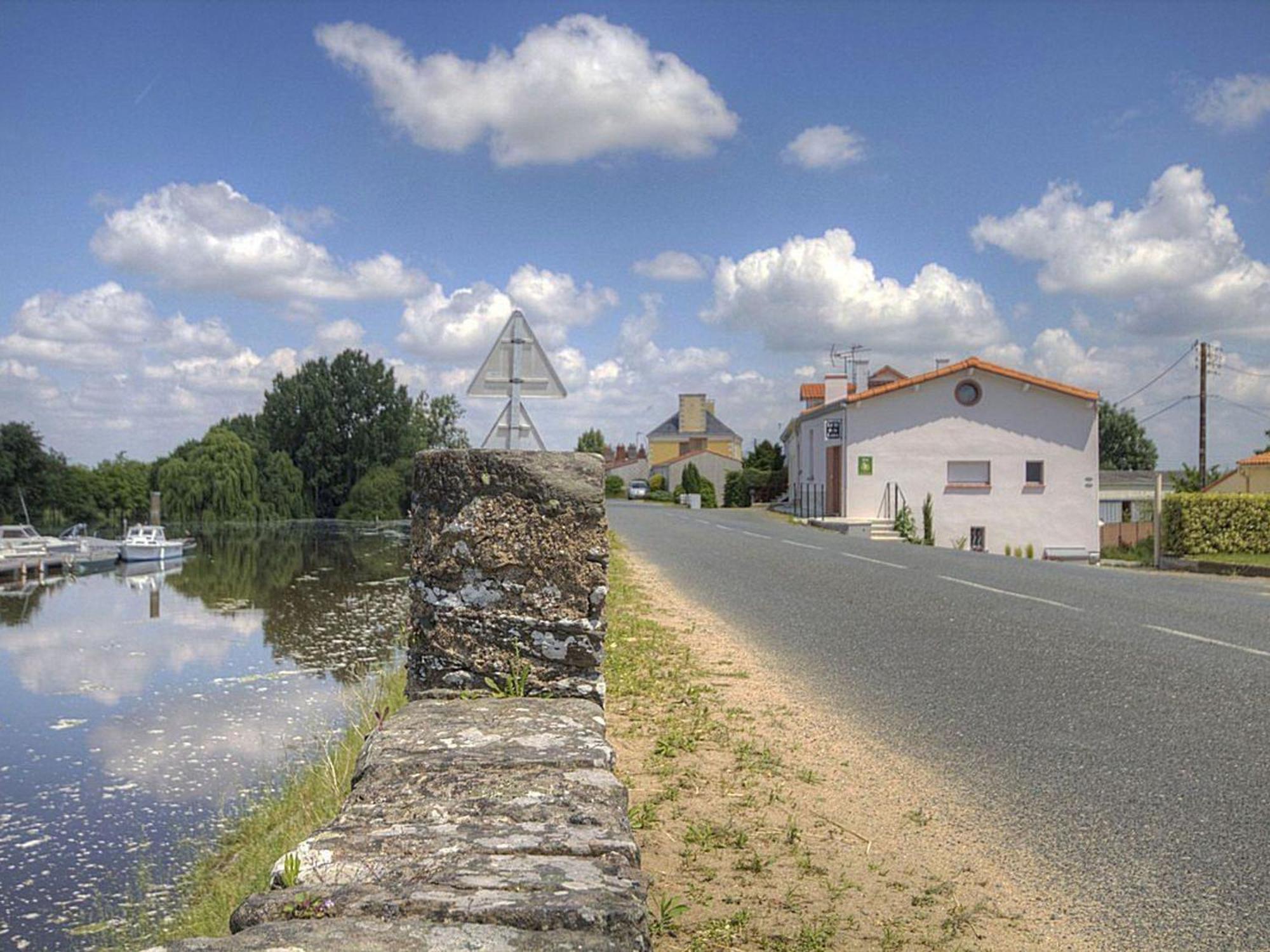 Gite A Proximite De La Loire Avec Wi-Fi Et Equipement Bebe - Fr-1-306-814 La Chapelle-Basse-Mer Exterior foto